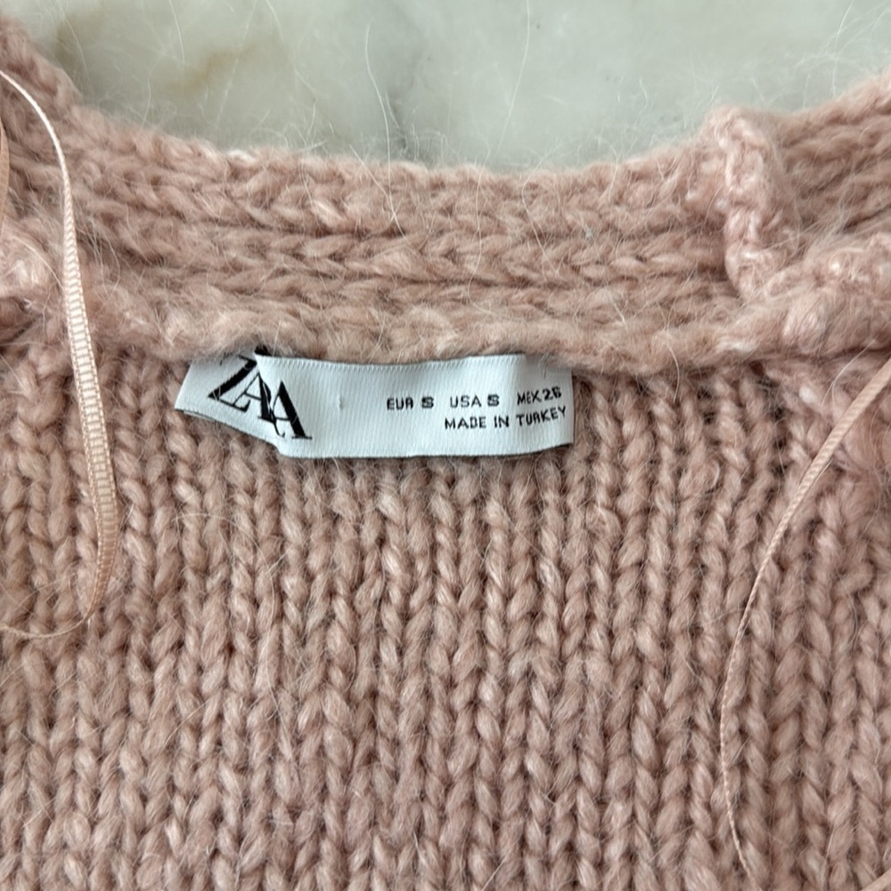 Zara Jewel Button Knit Cardigan Blush Pink Knit Sweater Size Small Loose Fit - Picture 13 of 16